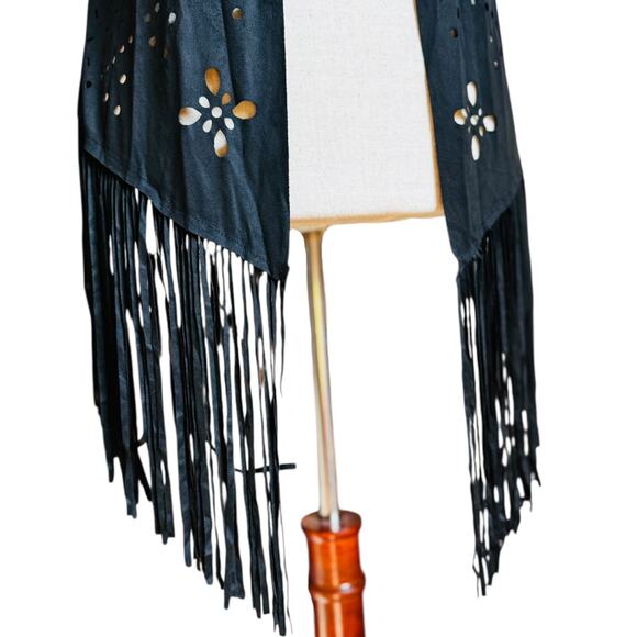 Black Faux Suede Fringe Vest | Boho | Western | Laser Cut| Floral – One Size - Picture 7 of 8